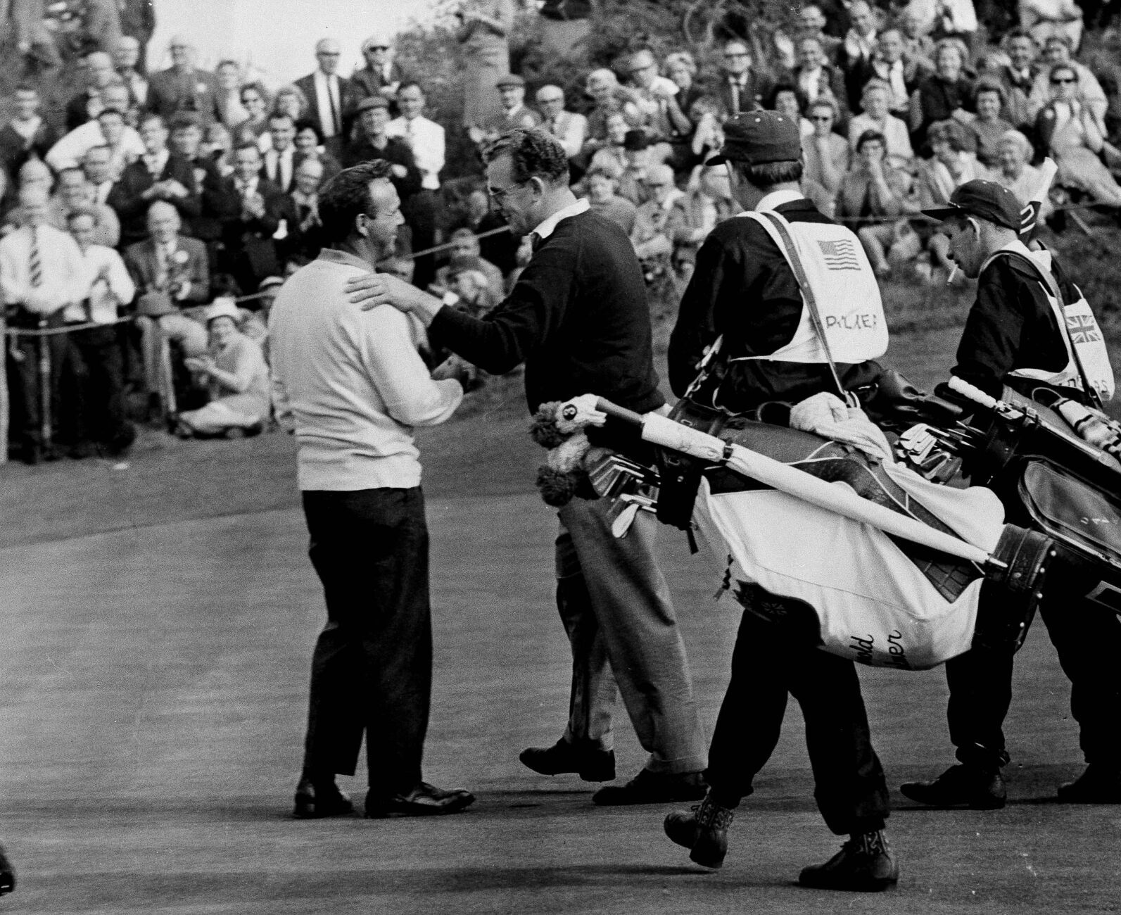 1965: Arnold Palmer clinches Ryder Cup title for Americans